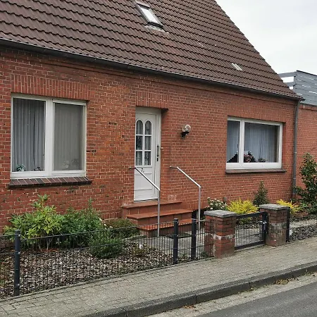 Am Park Apartment Moormerland Exterior photo